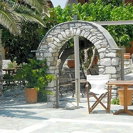 Christiana Hotel 3*